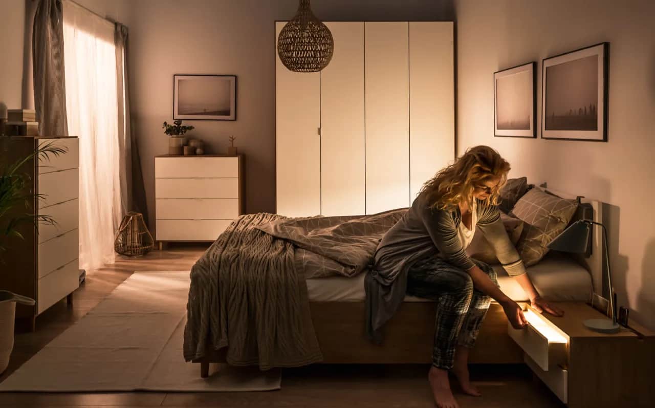 Jakie oświetlenie do sypialni wybrać, aby stworzyć przytulną atmosferę?