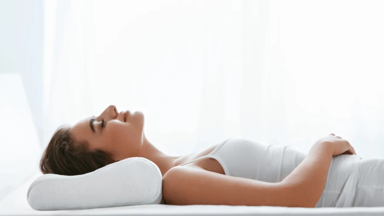 Najlepsza poduszka ortopedyczna na kręgosłup szyjny dla ulgi w bólu