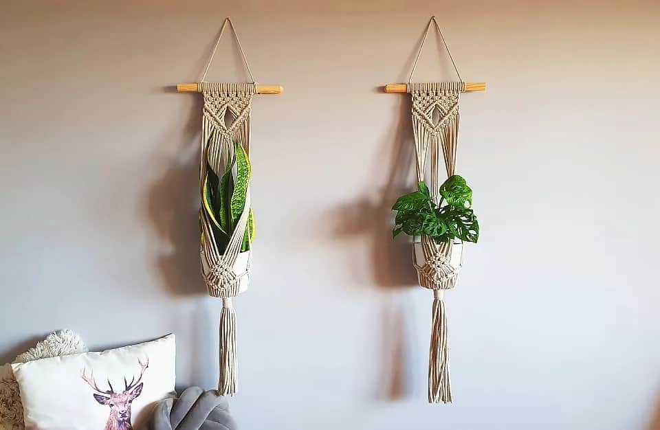 Jak zrobić kwietnik na ścianę - proste sposoby na piękne wnętrze